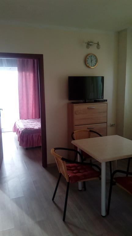 Apartments Dubrava 106 Dobrá Voda Zimmer foto